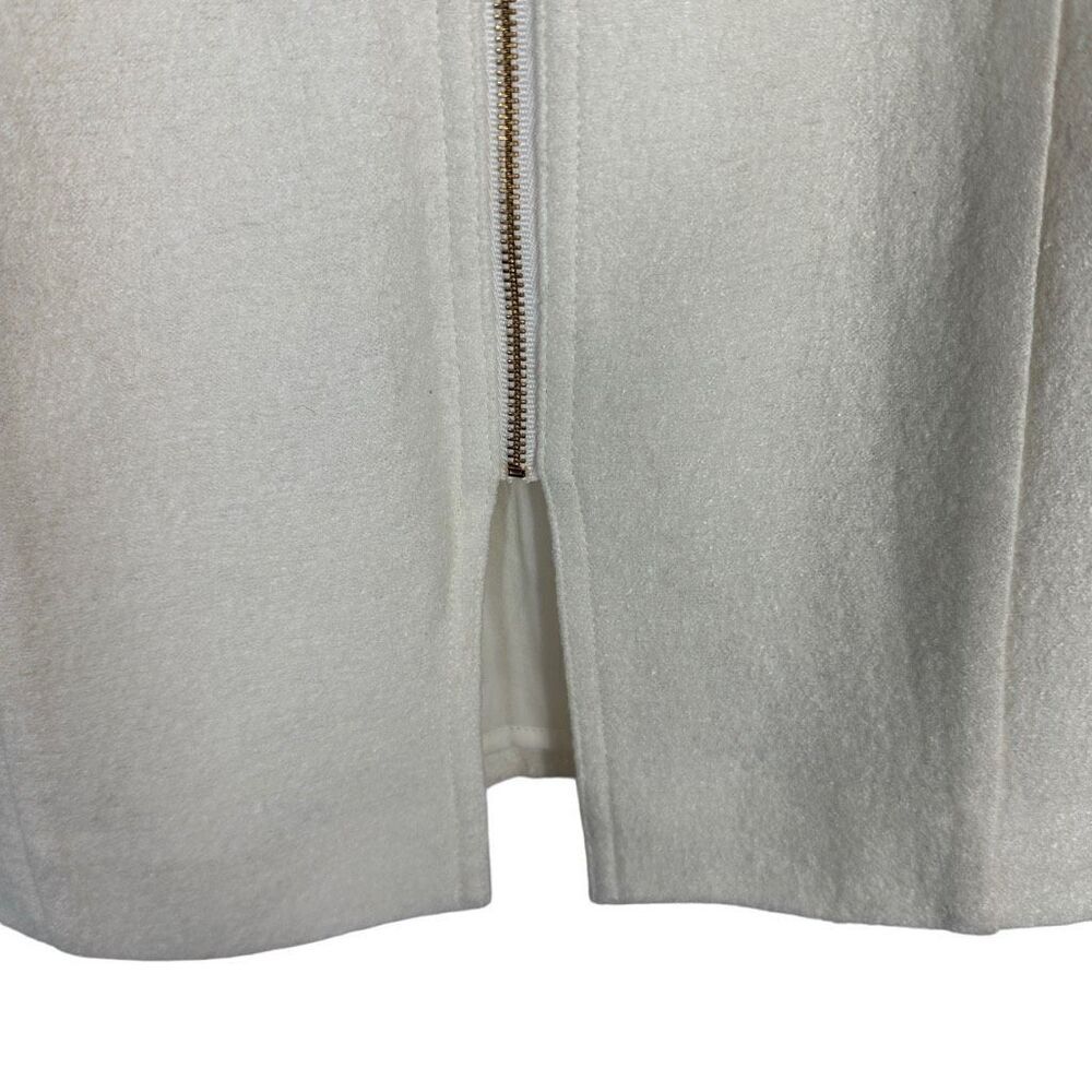 Banana Republic winter white wool skirt with back zip- size 6 - Picture 5 of 10